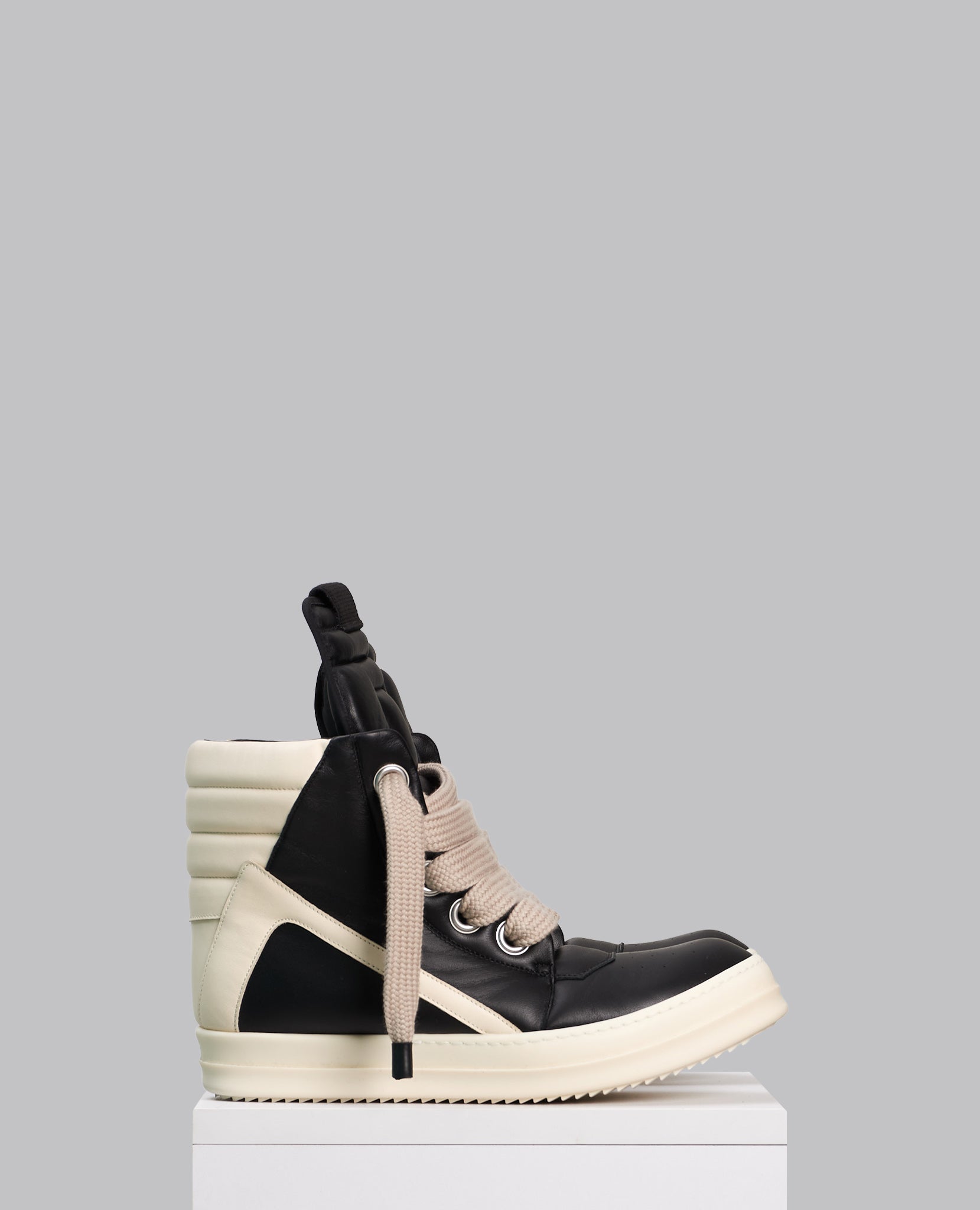 JUMBOLACED GEOBASKET