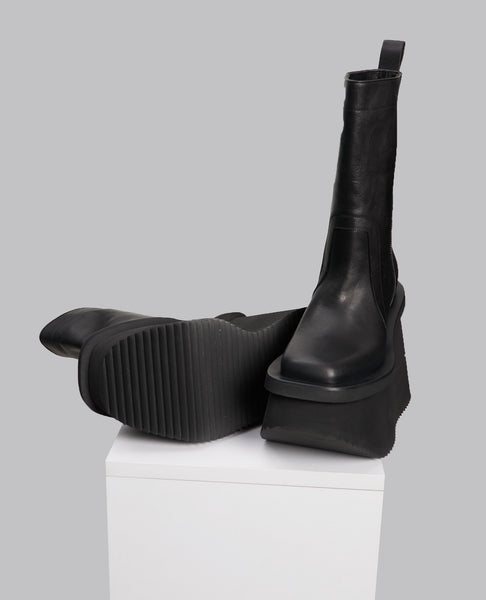 CONCORDIANS RUNWAY FACTORY BOOTS