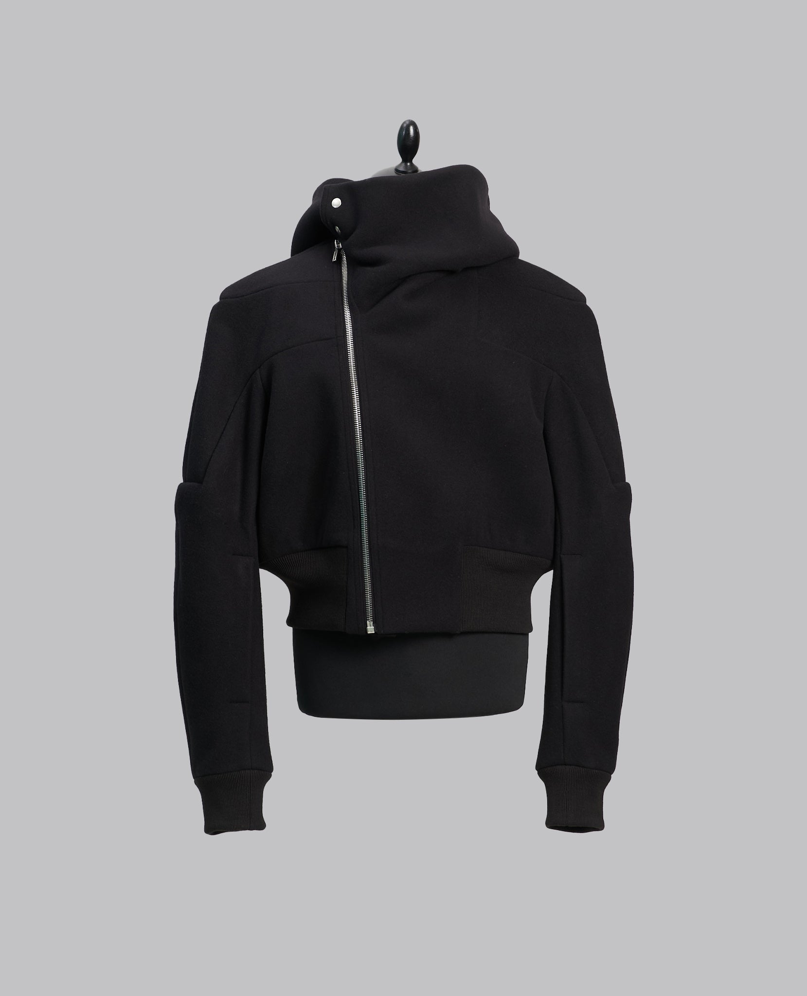 CONCORDIANS CROPPED HOODED FLIGHT
