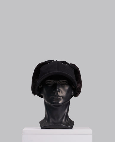 CAP WITH FUR EARMUFF