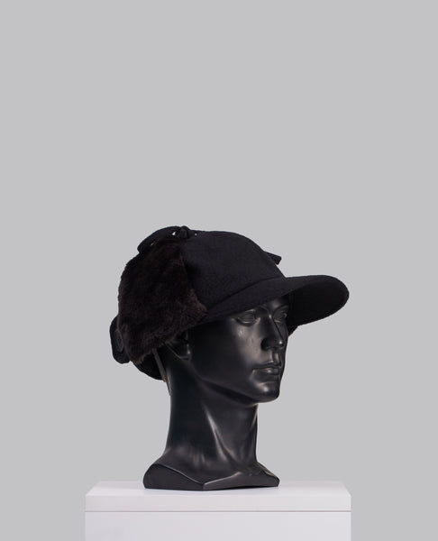 CAP WITH FUR EARMUFF