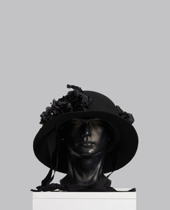 FLOWER DETAIL HAT