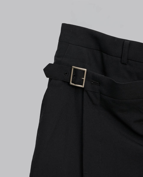 RUNWAY WRAPAROUND SHORTS