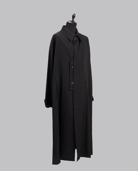 DESIGNED SLEEVES COAT