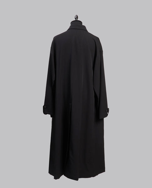 DESIGNED SLEEVES COAT