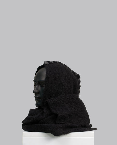 W51 HOODED SCARF
