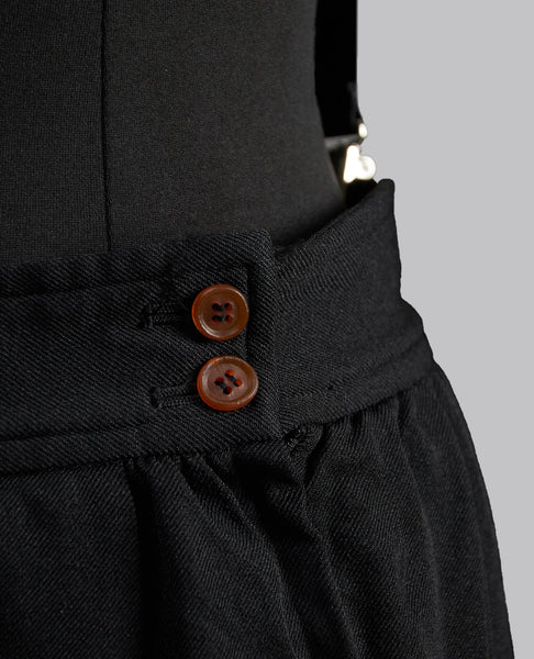 SUSPENDERS SKIRT