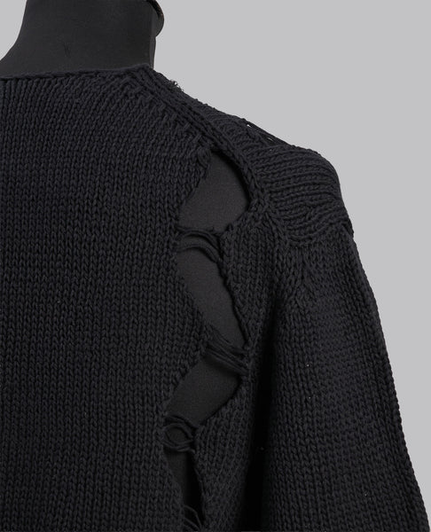 OPEN SIDE SWEATER