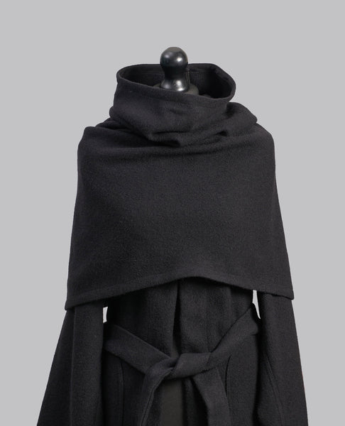 TOWER DAGGER ROBE WITH COWL