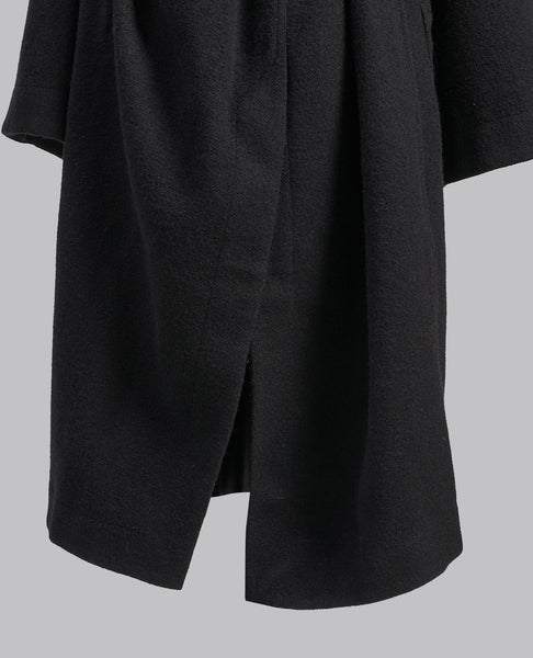 TOWER DAGGER ROBE WITH COWL