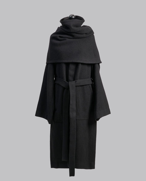 TOWER DAGGER ROBE WITH COWL