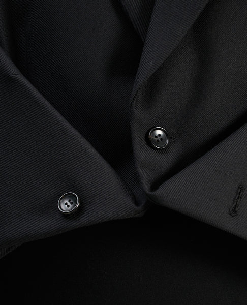 SHORT FOLDED JACKET
