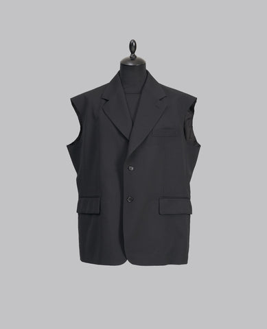 SLEEVELESS JACKET