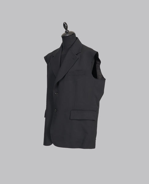 SLEEVELESS JACKET