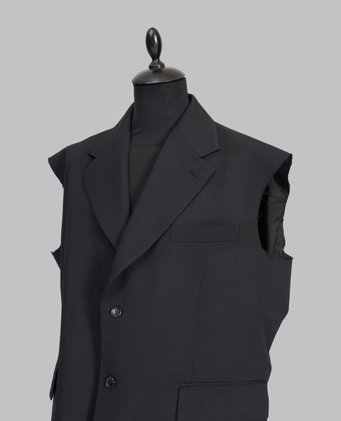 SLEEVELESS JACKET