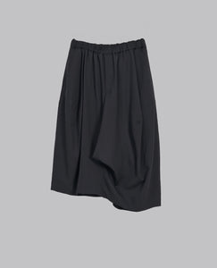 ASYMMETRIC HEM SKIRT