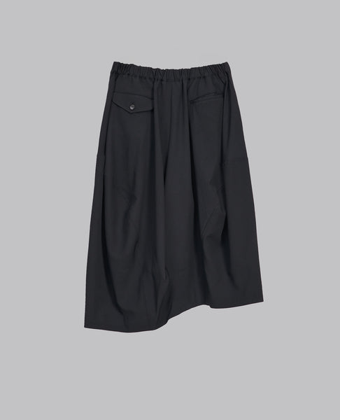 ASYMMETRIC HEM SKIRT