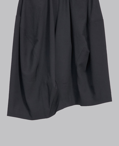 ASYMMETRIC HEM SKIRT