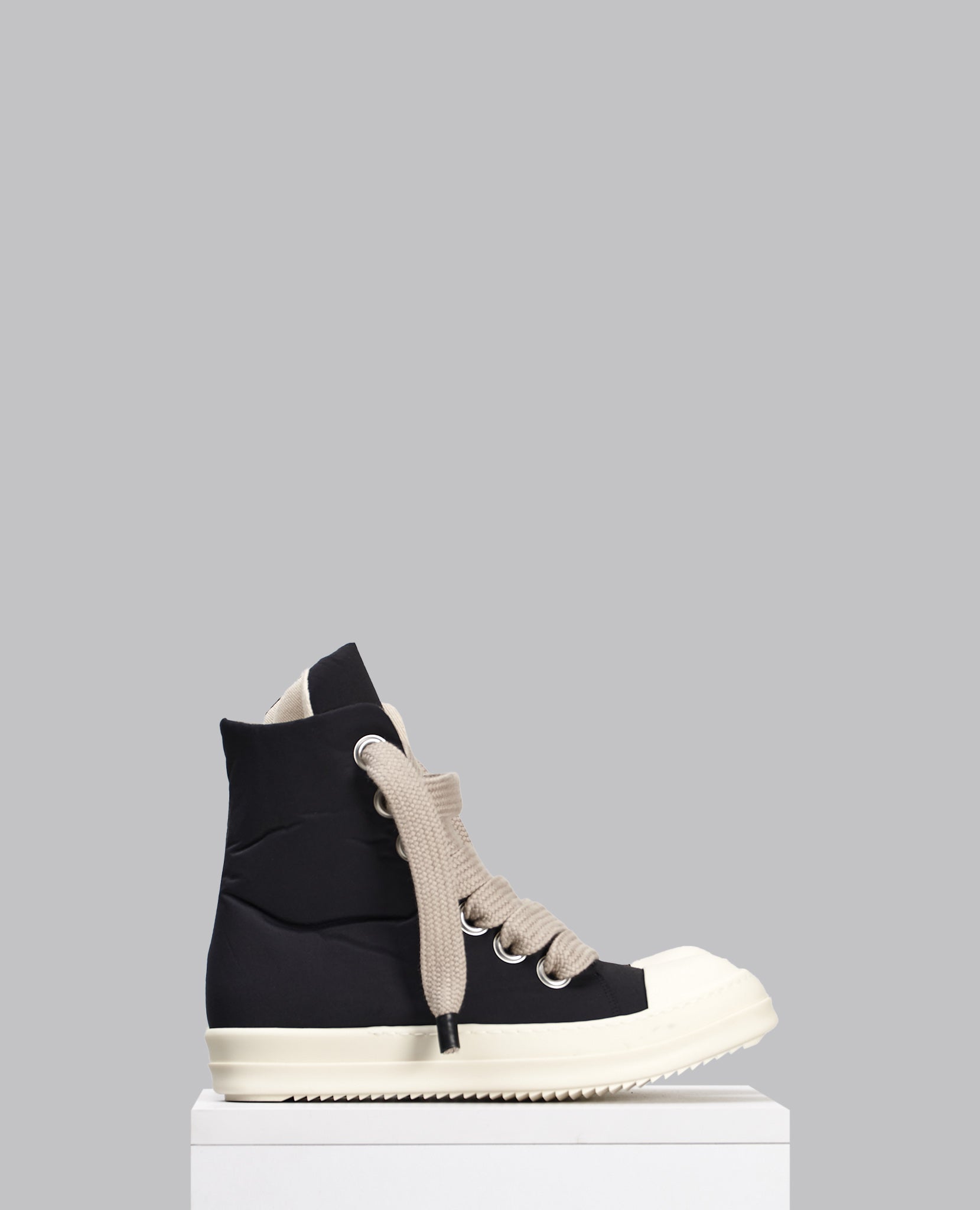 HOLLYWOOD DRKSHDW JUMBO LACE PUFFER SNEAKS