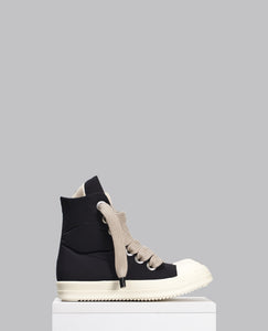 HOLLYWOOD DRKSHDW JUMBO LACE PUFFER SNEAKS
