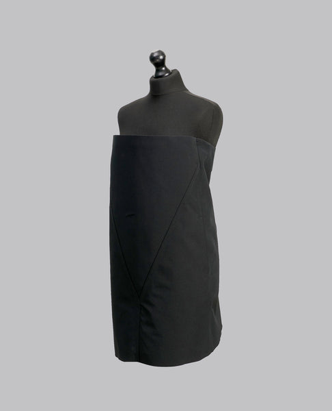 TOWER RUNWAY CROPPED SHEATH