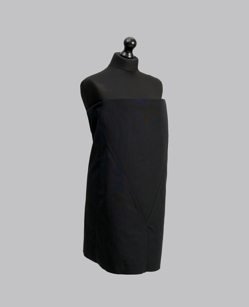 TOWER RUNWAY CROPPED SHEATH