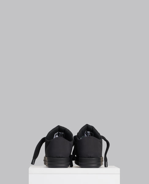 HOLLYWOOD DRKSHDW JUMBO LACE PUFFER LOW SNEAKS