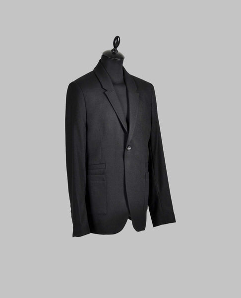 M B 53 BLACK