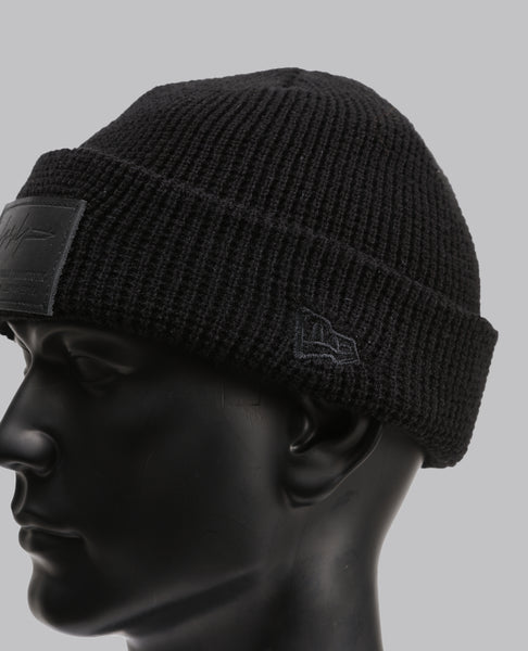 SIGNATURE BADGE BEANIE